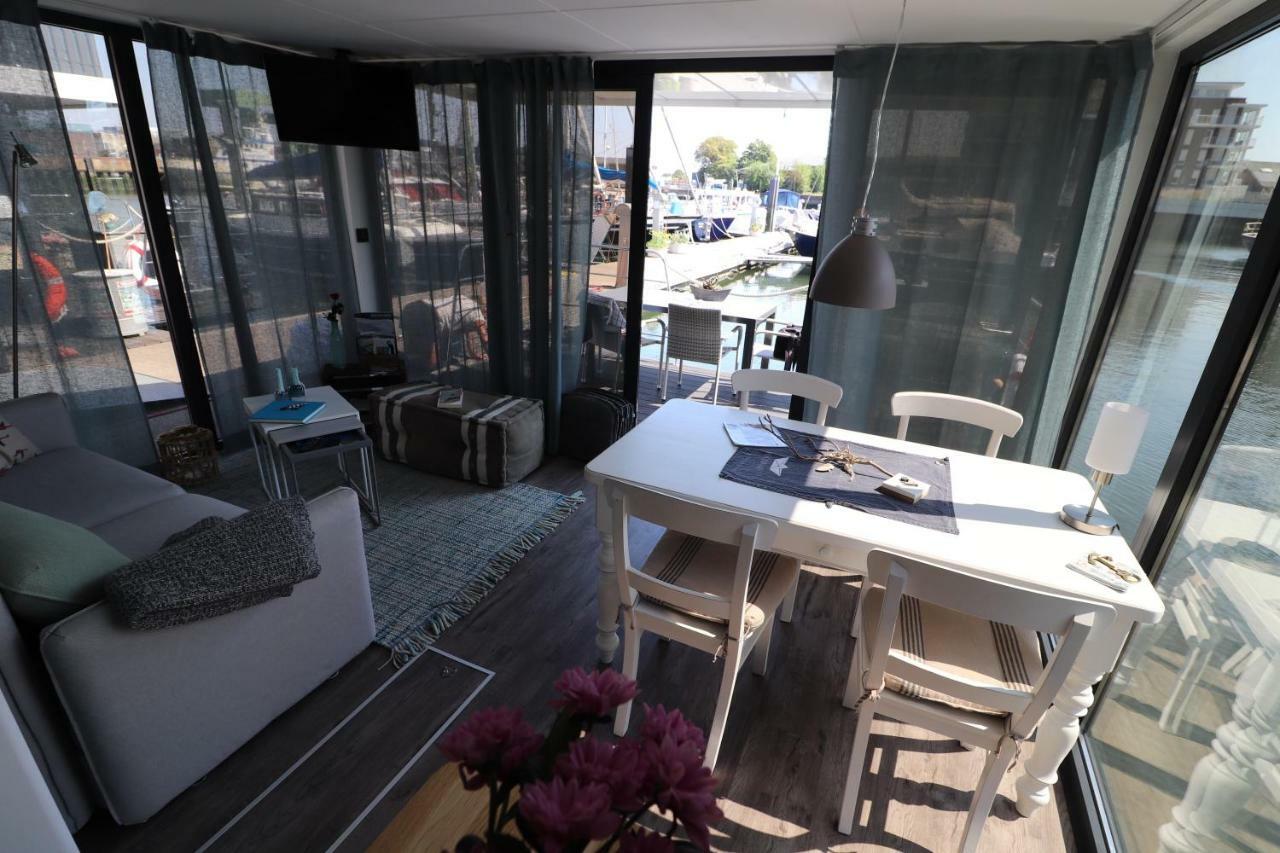 Havenkoje Hotel Куксхавен Екстериор снимка