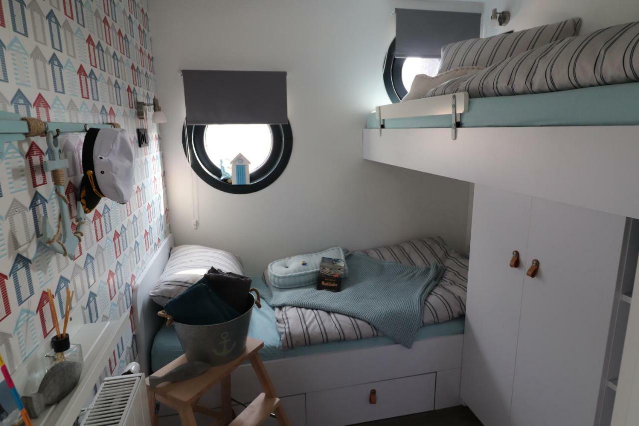 Havenkoje Hotel Куксхавен Екстериор снимка